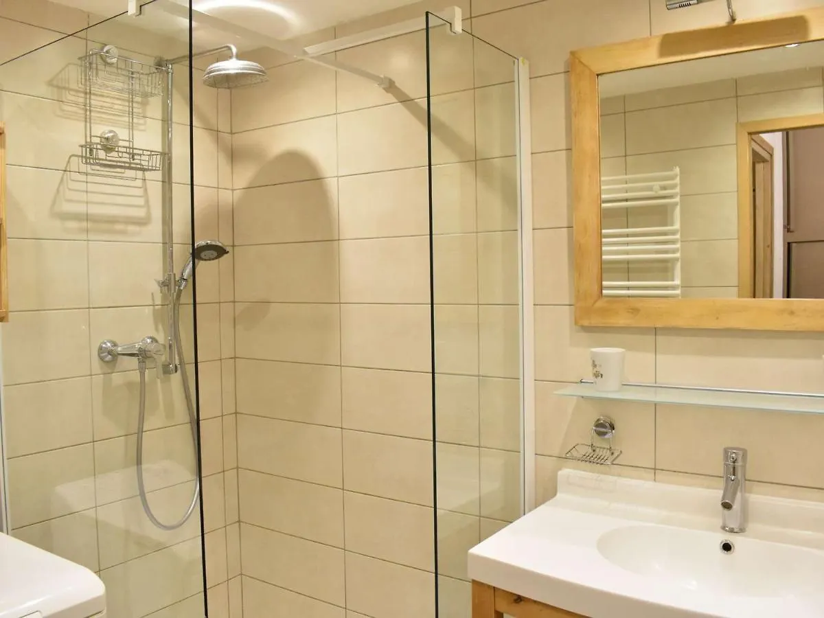 Studio Cosy Avec Piscine, Au Pied Des Pistes - Meribel - Fr-1-180-593 Les Allues